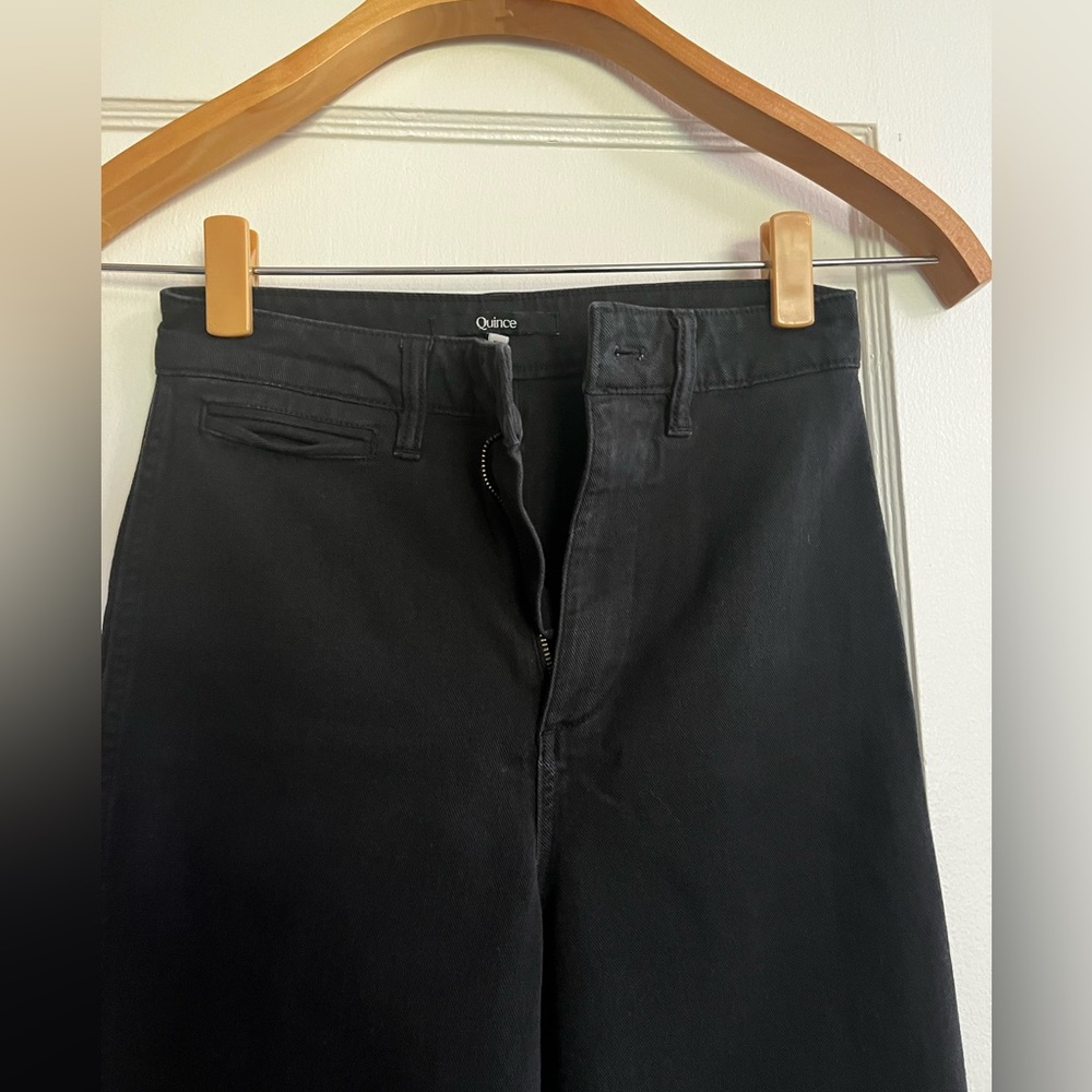 Quince cropped black denim pants. Size 25. Worn twice - Picture 7 of 10